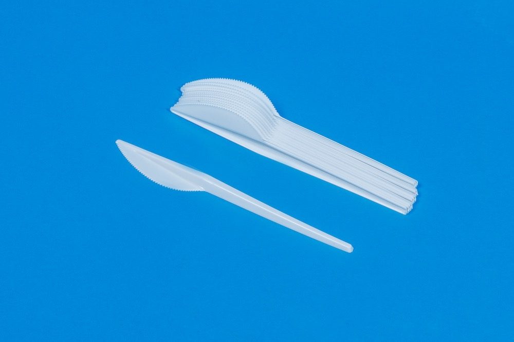 Plastik-Messer weiss 2000 / Karton